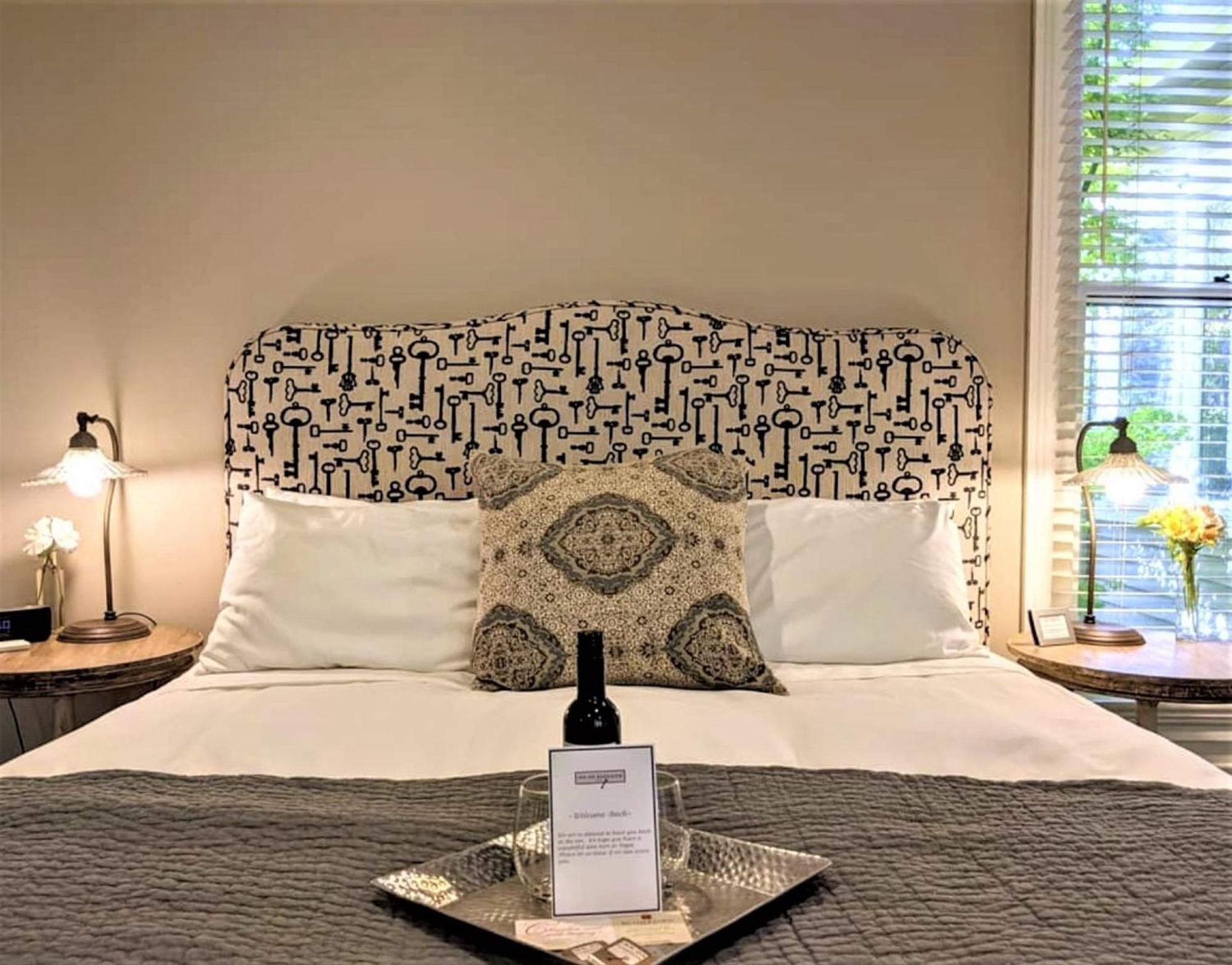 Inn On Randolph Napa Room photo